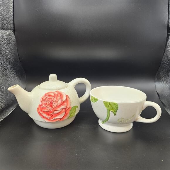 Rose Relief Tea for One Ceramic Teapot Cup Set – Damaged Lid - Picture 6 of 11
